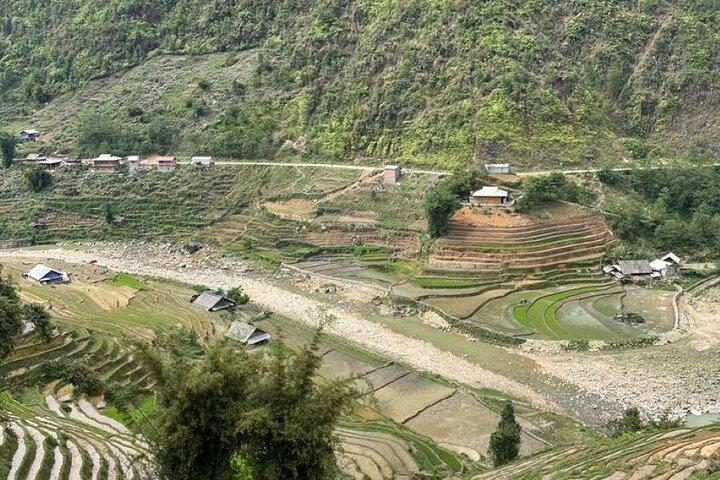 2 Days Ta Van Trekking and Homestay