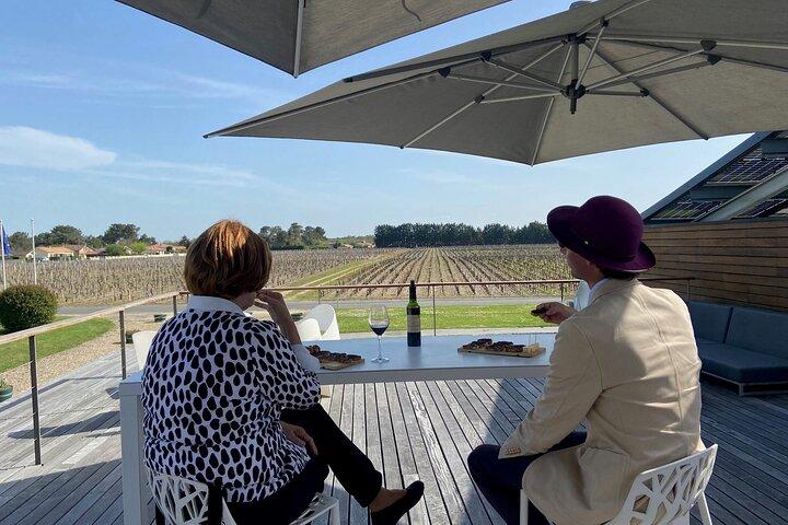 Medoc Afternoon Wine Tour - 2 Wineries, tastings & delicacies