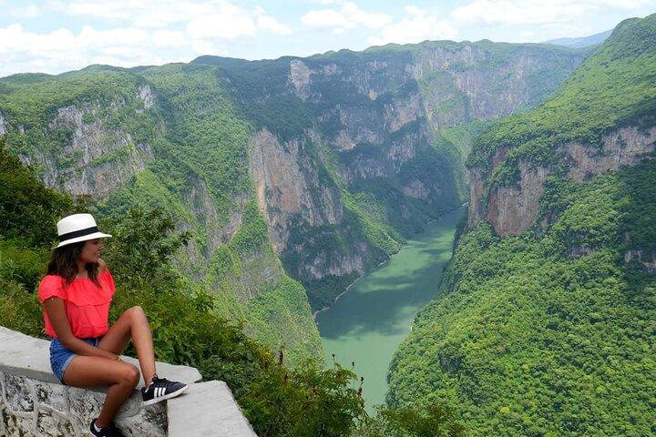 Tour to the Viewpoints, Sumidero Canyon and Chiapa de Corzo
