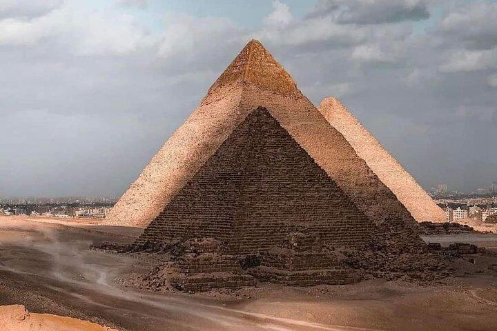 Cairo , Pyramids and Museum Private guided Tour