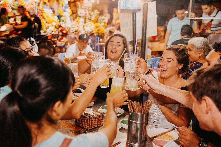 Saigon Sightseeing & Street Food Tour By scooter with Student