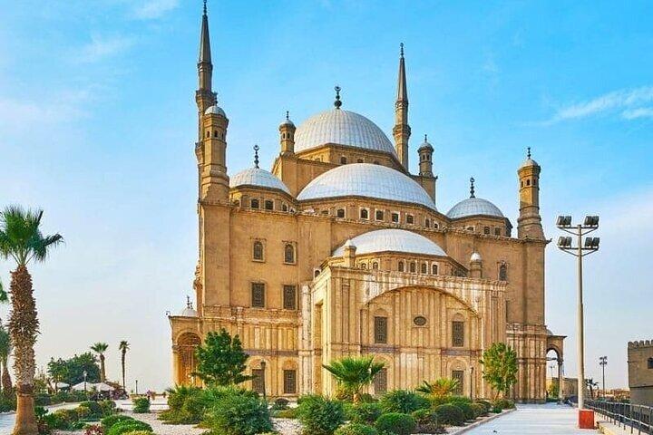 Day Tour In Cairo old Egyptian Museum Citadel And Khan Bazaar