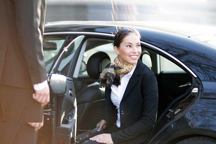 Airport Transfer "from and to" any where in Dubai