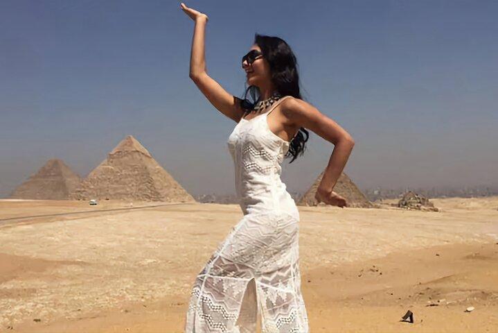 Pyramids and Sphinx Half-Day Private Guided Tour