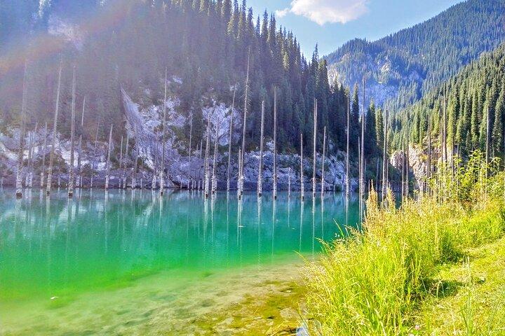 Kolsai / Kaindy Lake / Charyn Canyon one-day tour (choose 2 of the 3 sights)
