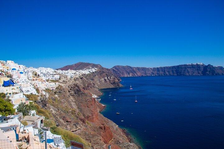 Santorini Shore Excursion: Private Tour with Tender Port Pickup
