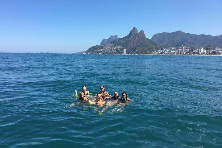 Rio de Janeiro: Boat Tour with Beer!