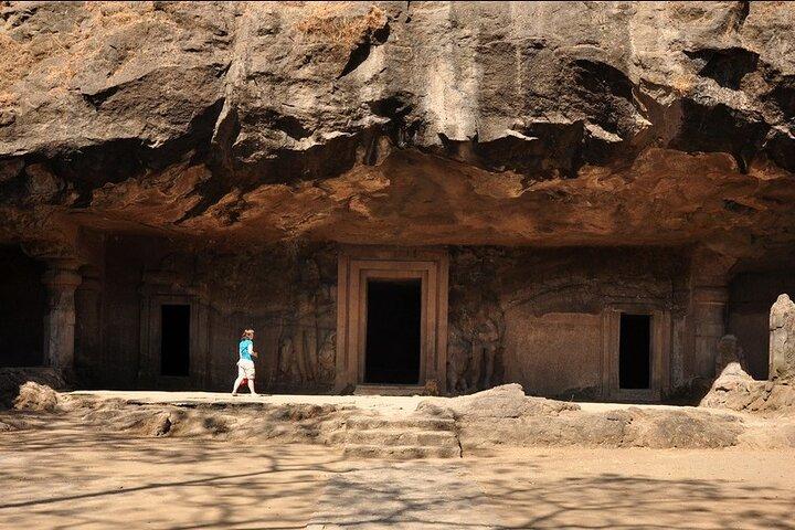 Elephanta Caves and Mumbai City Half-Day Tour including Guide