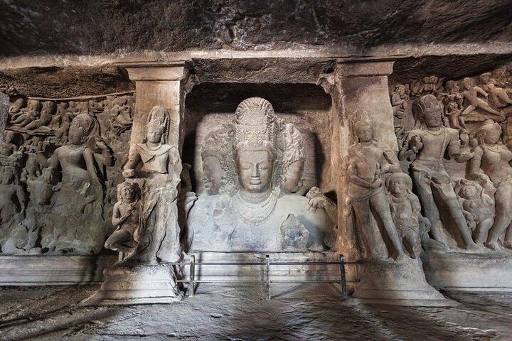 Elephanta Caves and Mumbai City Half-Day Tour including Guide