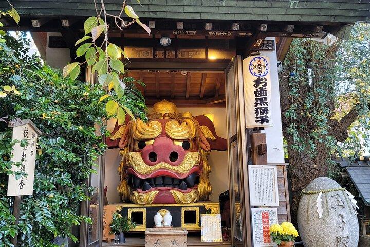 Breakfast at Tsukiji Fish Market Tour