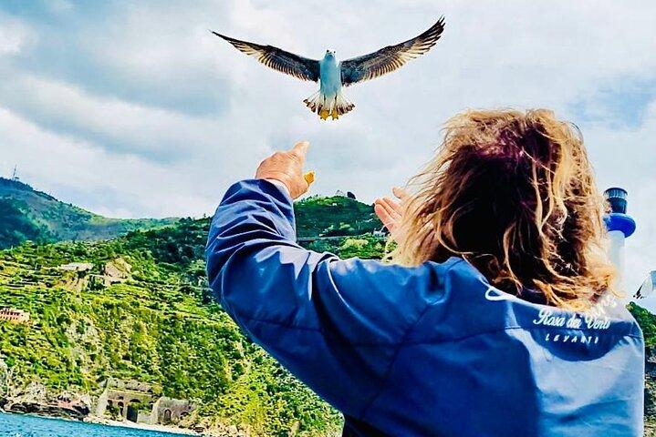 Morning Boat Tour to Cinque Terre with brunch