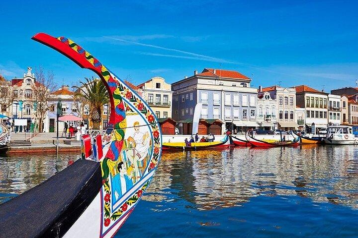 Private Tour: from Lisbon to Porto; visit to Óbidos, Fátima, Coimbra, Aveiro