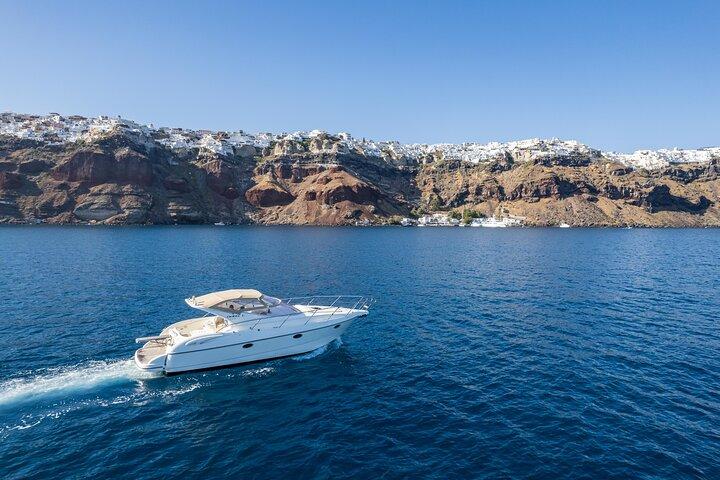 Private all included yacht Tour in Santorini