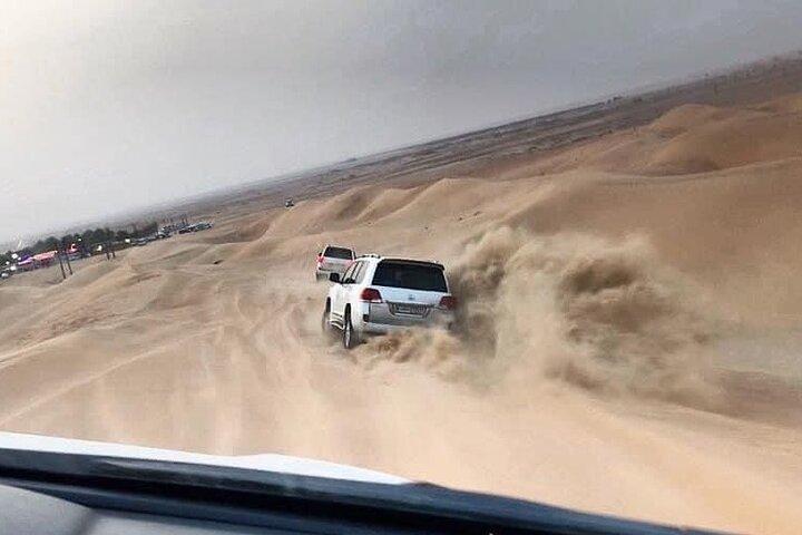 Evening Desert Safari with BBQ Dinner and Live Shows