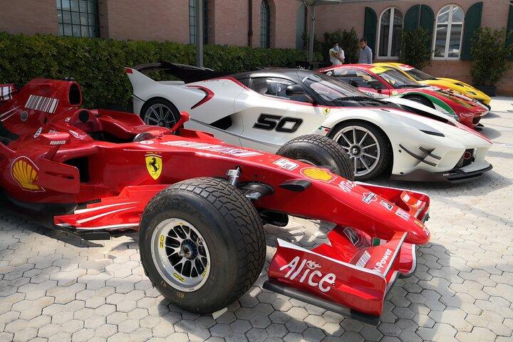 Limousine Service for the FERRARI Museum in Maranello full day