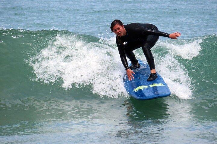 Private Surf Lesson: 1-Hour Wave-Riding on Kata Beach