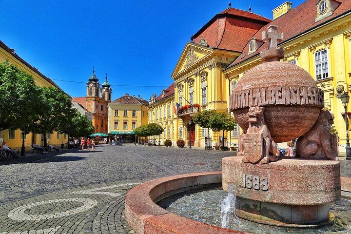 Heviz Thermal Lake, Keszthely town and castle private tour