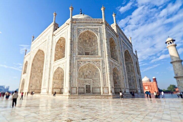 Full Day Taj Mahal, Agra Fort & Baby Taj Tour from Delhi by Car