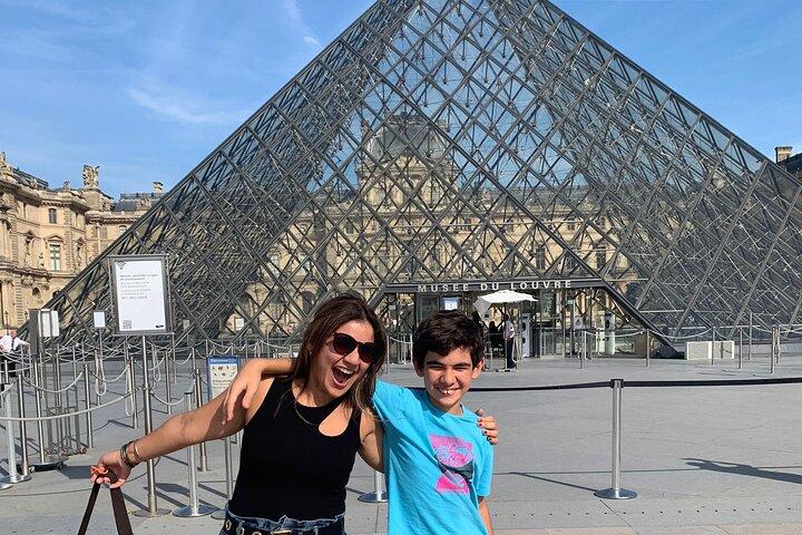1st Day in Paris Discovery Private Tour: 'How-to' Orientation & Sightseeing Fun!