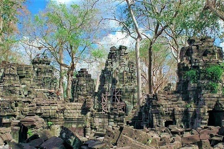 Banteay Chhmar Temple & Silk Farm Private Day Trip from Siem Reap