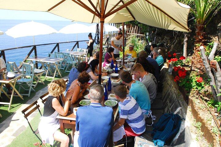 Cinque Terre Pesto Course Activity with Lunch