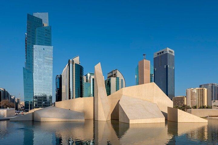 Abu Dhabi Day Tour with Qasr al Watan