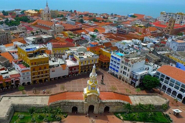Walking Tour in Walled City and Getsemani Cartagena
