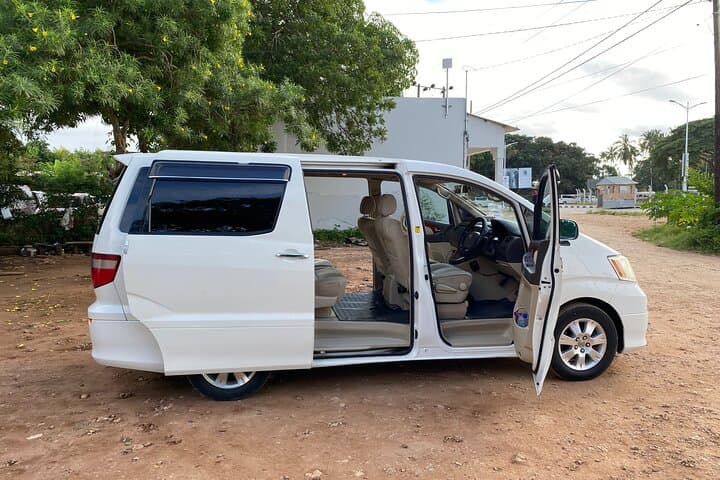 Zanzibar transfers and Taxi