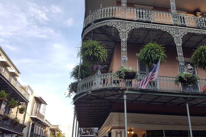 Small Group Local's Guide to the French Quarter Tour