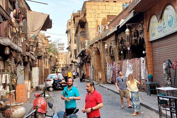 4-hours private tour Islamic oldest Cairo mosque with lunch