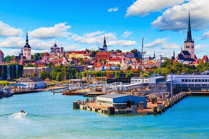 Deluxe Tallinn Small-Group Shore Excursion for Cruise Ships