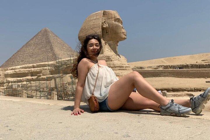 Private Tour Giza pyramids ,Egyptian museum and Local Bazars