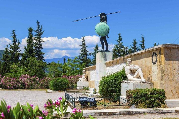 The battle of the 300 in Thermopylae 8h tour