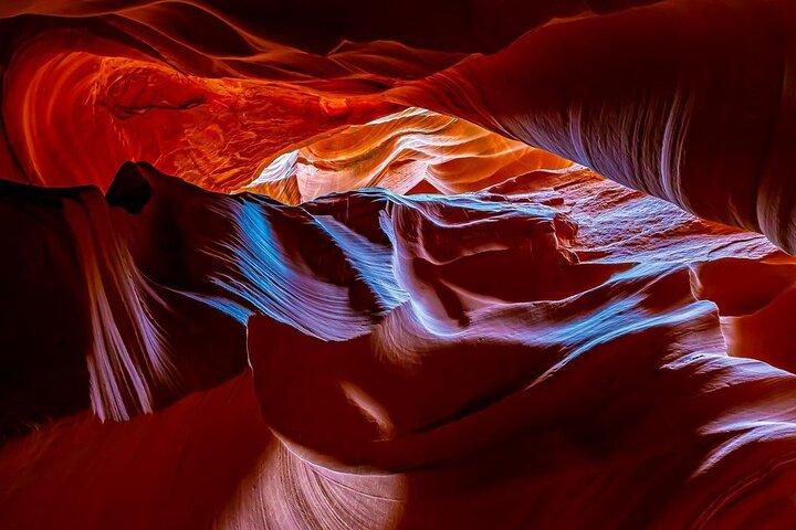 Lower Antelope and Horseshoe Bend Tour from Las Vegas