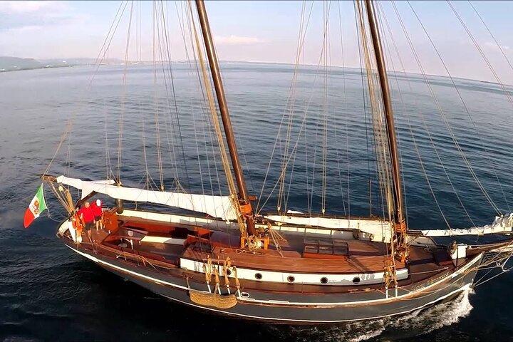 Malcesine: Panoramic Cruise
