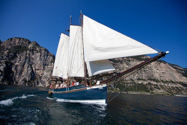 Malcesine: Panoramic Cruise