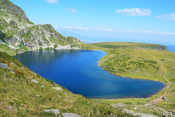 Full-day Rila Mountains, Seven Lakes Hike, and Hot Springs Tour from Sofia