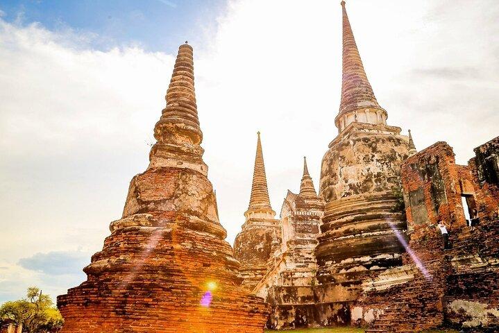 Bangkok Famous Temples sightseeing with Chinatown