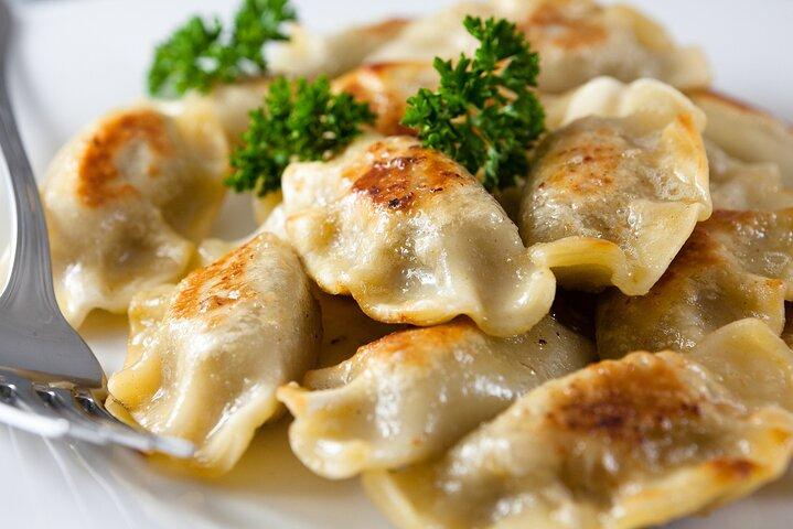 Top Rated Brooklyn Neighborhoods Food & Culture Tour / Mini‑Coach