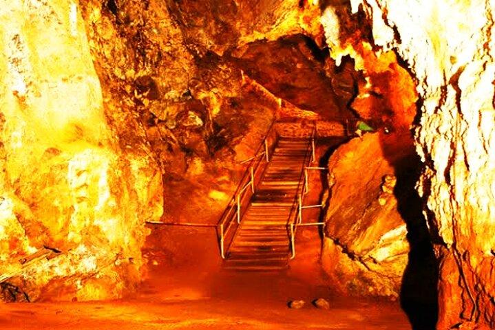 Cradle of humankind and lesedi cultural village tour