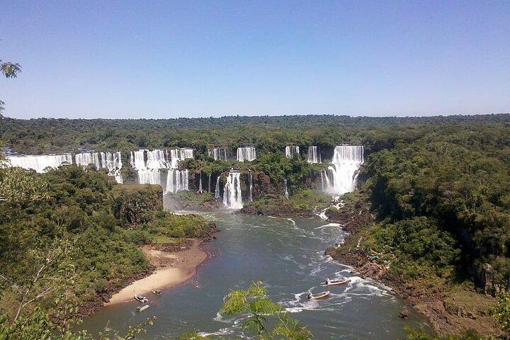 Private Day trip: Both sides of Iguazu Falls