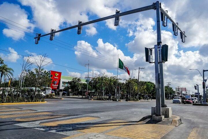 Cancun City Adventure! Private Half Day Tour