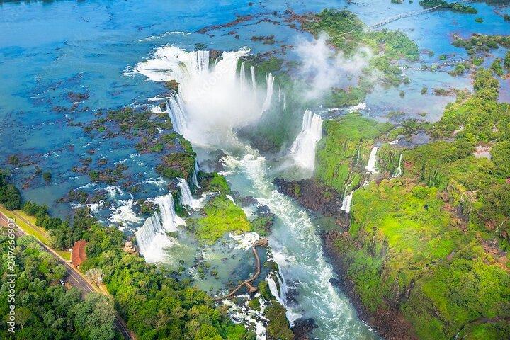 Private Day trip: Both sides of Iguazu Falls