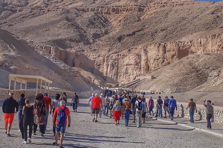 Overnight Luxor Tours by train from Cairo with Hot Air Balloon and much more