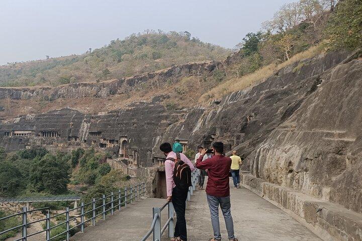 From Pune: 3-Day Guided Tour of Ajanta, Ellora & Aurangabad City