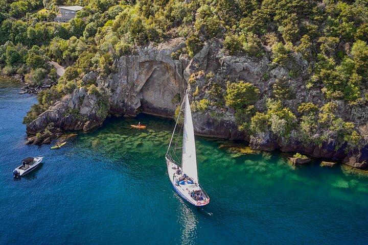 Classical Sailing - Māori Rock Carvings -Taupo Sailing Adventures