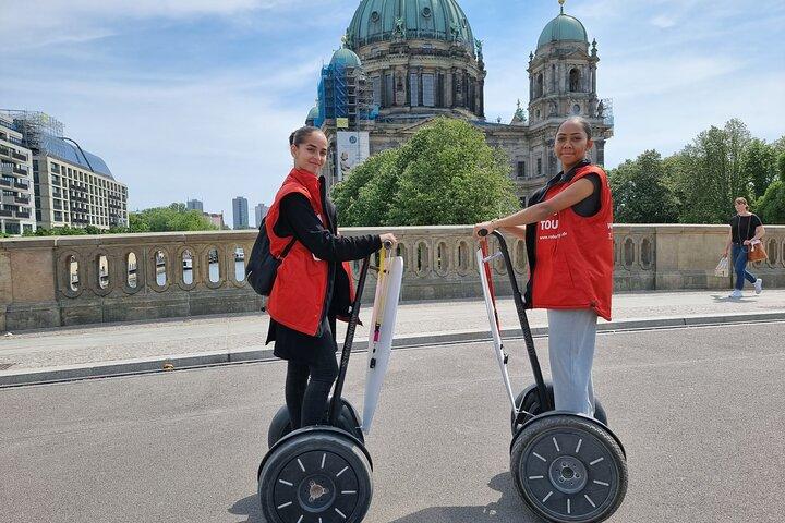 2-H Segway Sightseeing Tour Berlin