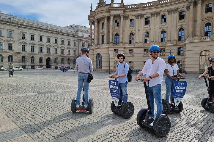 2-H Segway Sightseeing Tour Berlin