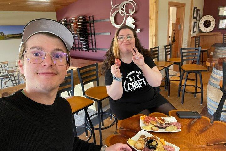 Victoria Wine Tour with Wine Tastings and Charcuterie
