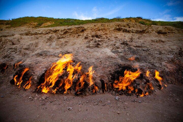 Qobustan - Absheron, Mud Volcanoes, Ateshgah, Yanardag Day Tour